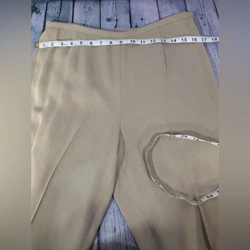 AnnTaylor 2 Piece Classic Minimalist Business Casual Tan Suit Blazer 6 Pants 10P - Picture 9 of 12